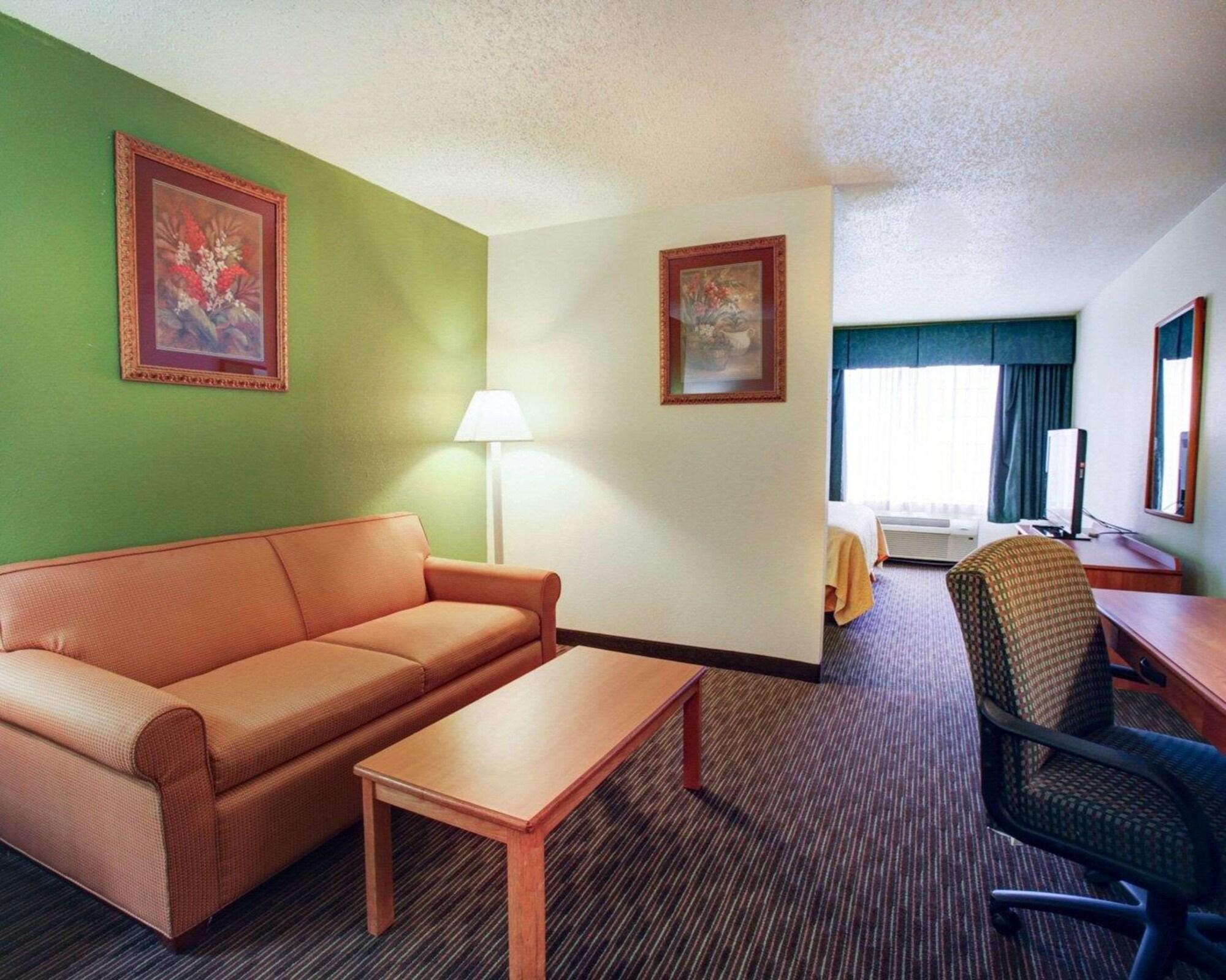 Quality Inn & Suites Airport Austin Exterior foto
